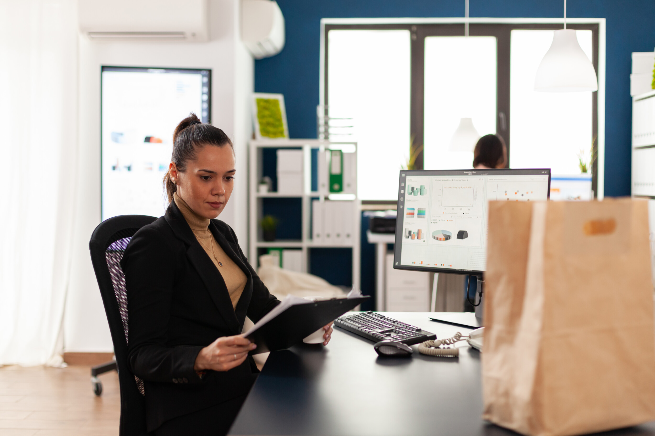 Digital nomad visa in Spain: Requirements, benefits, and alternatives