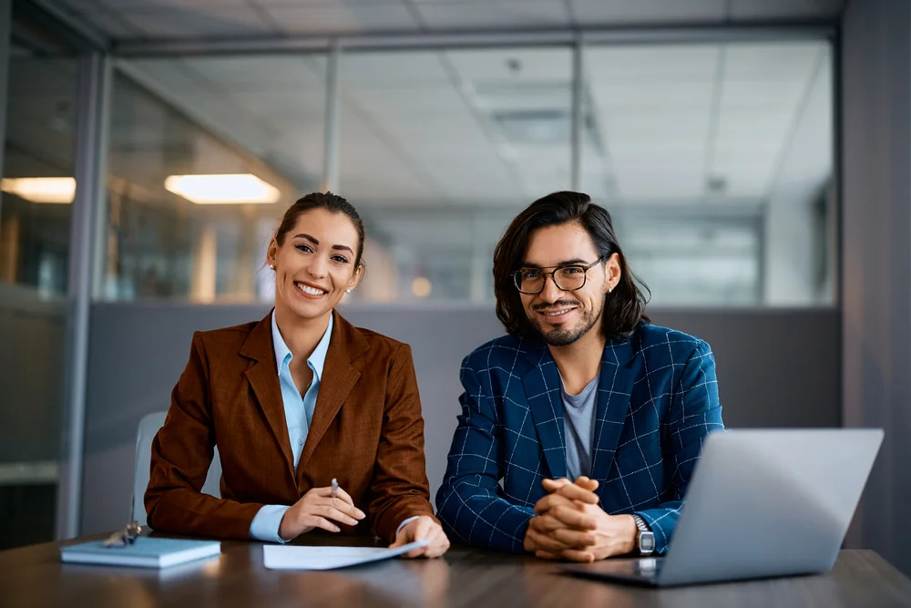 How to handle payroll for employees and freelance workers in Spain