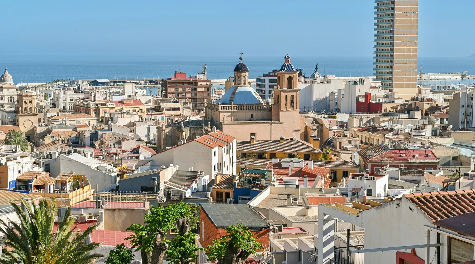 Understanding tax residency and social security for expats in Spain